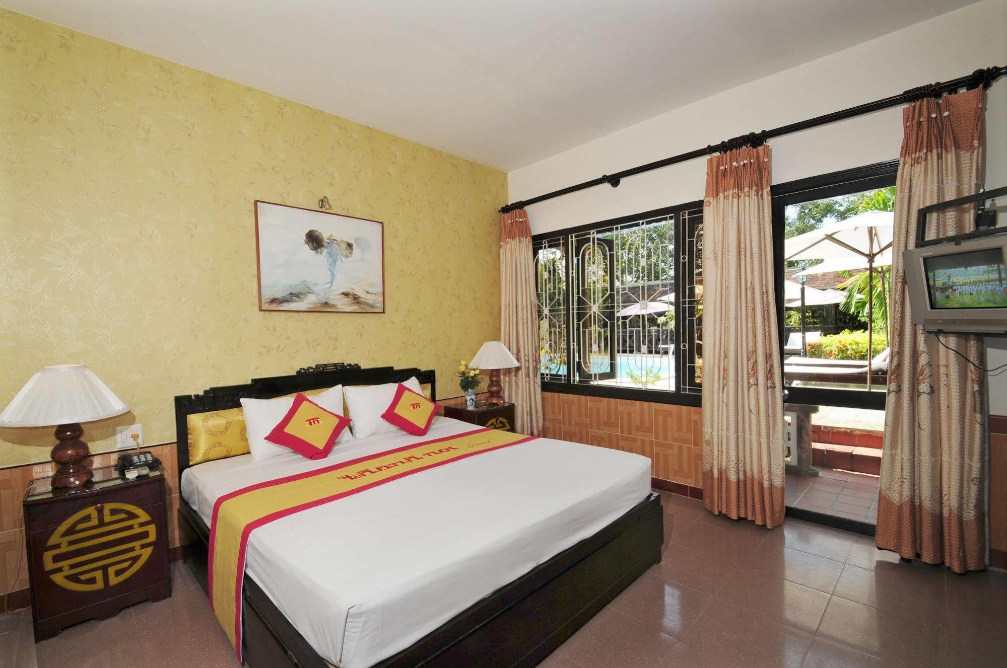 Thanh Noi Hotel Hue Esterno foto