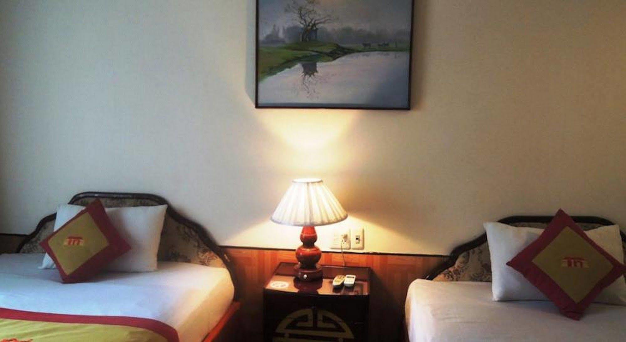 Thanh Noi Hotel Hue Esterno foto