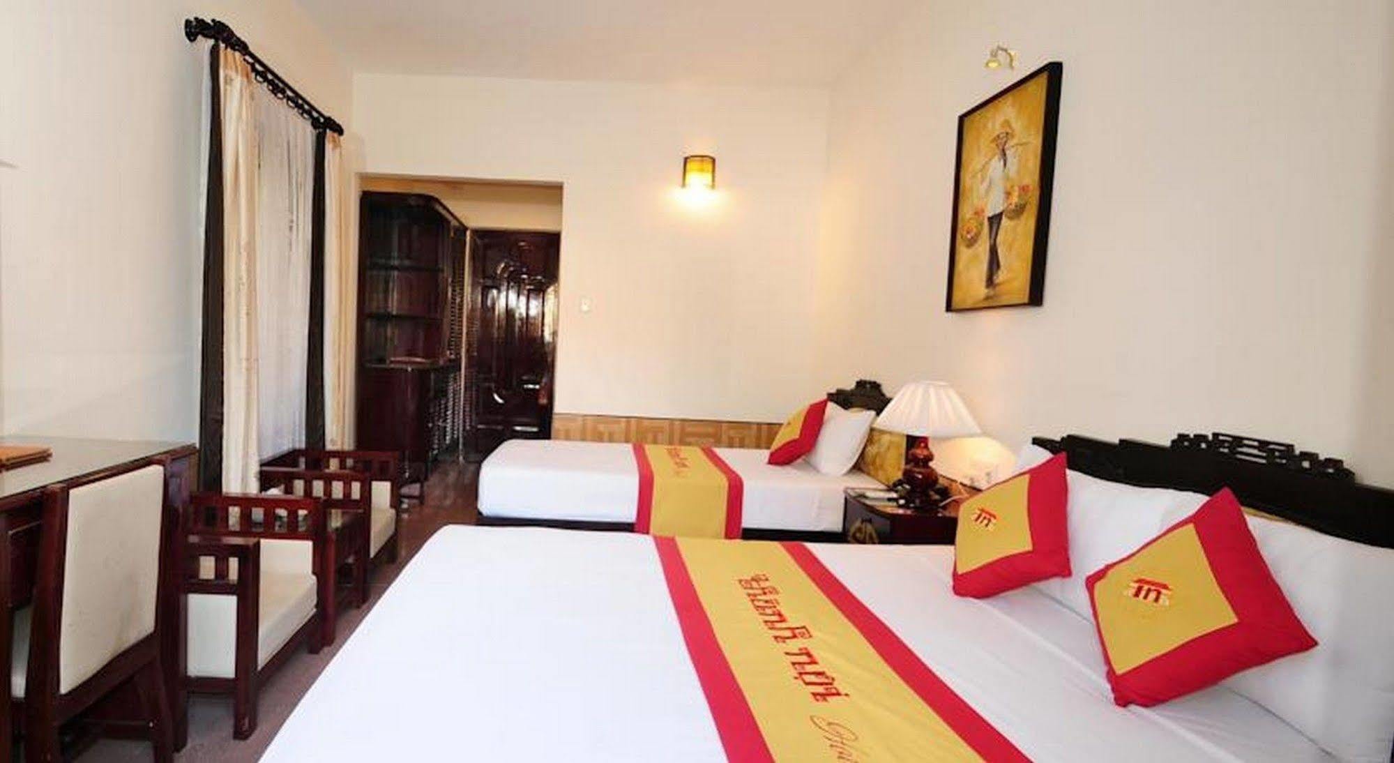 Thanh Noi Hotel Hue Esterno foto