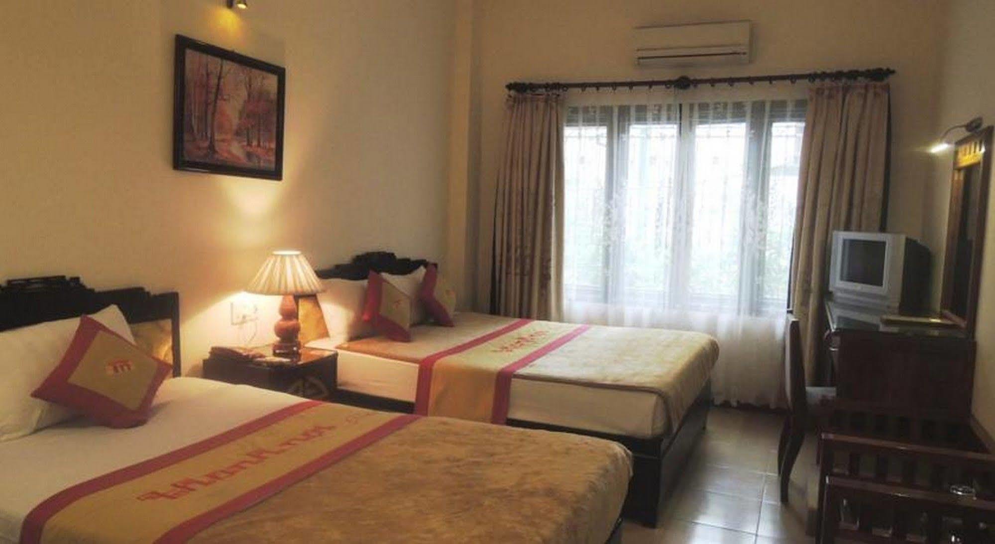 Thanh Noi Hotel Hue Esterno foto