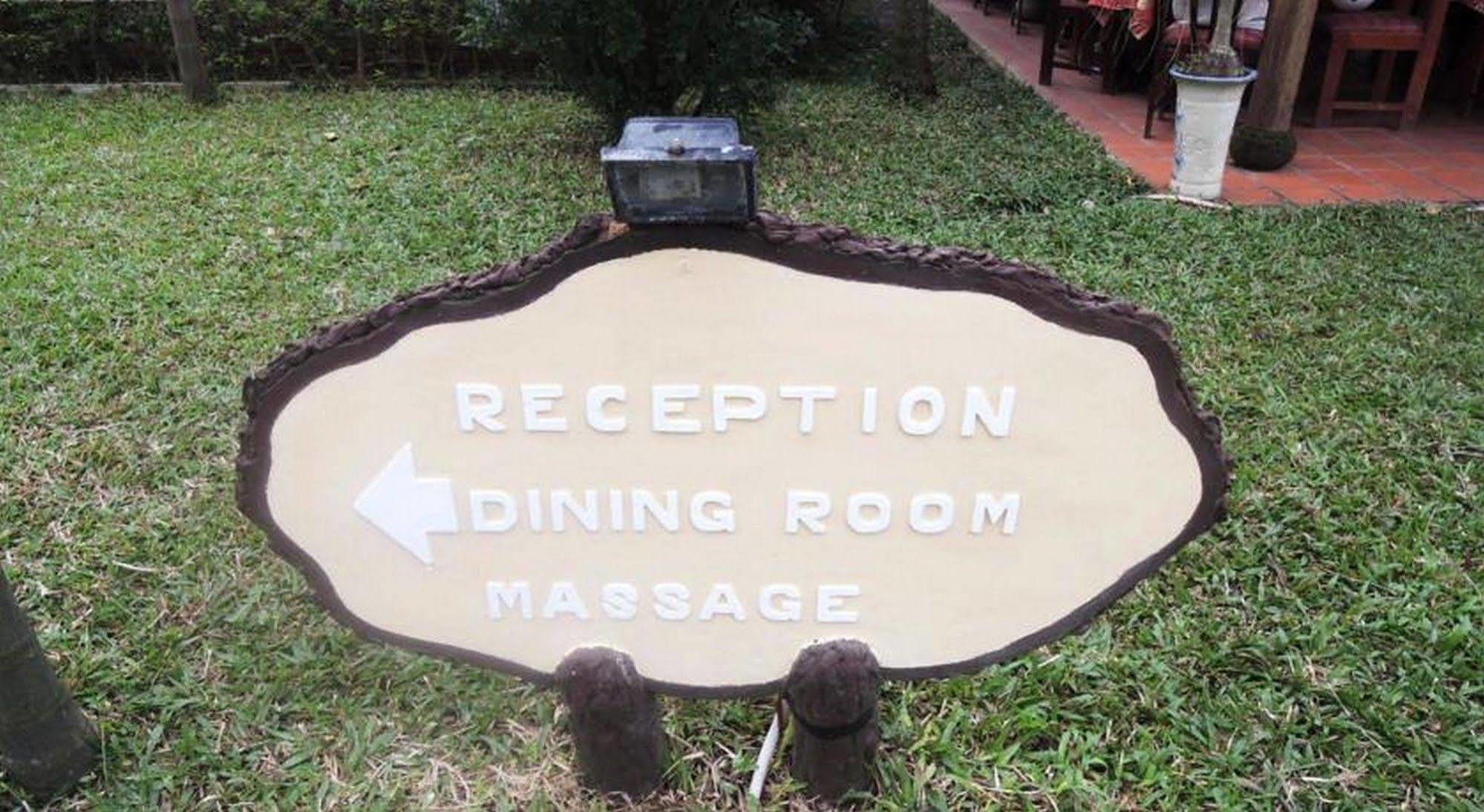 Thanh Noi Hotel Hue Esterno foto