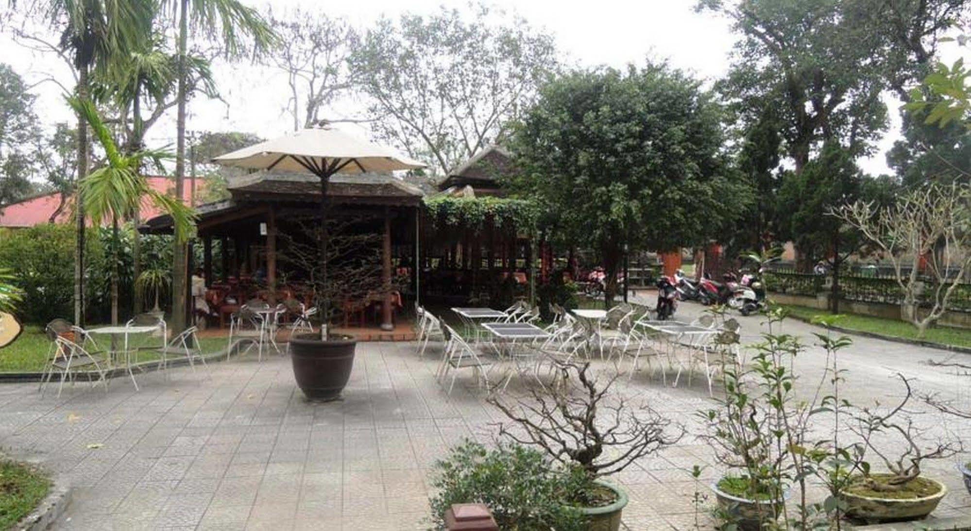 Thanh Noi Hotel Hue Esterno foto