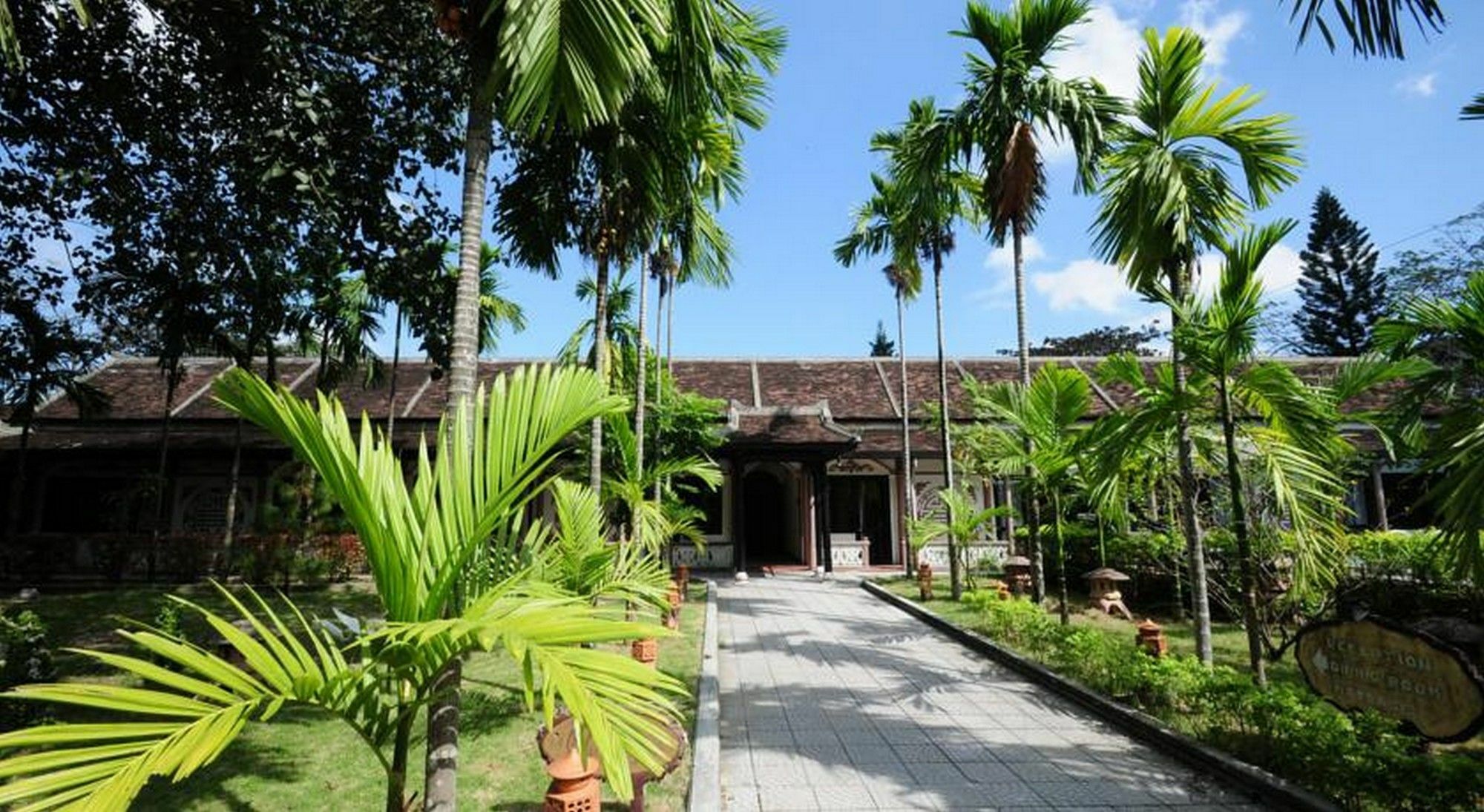 Thanh Noi Hotel Hue Esterno foto